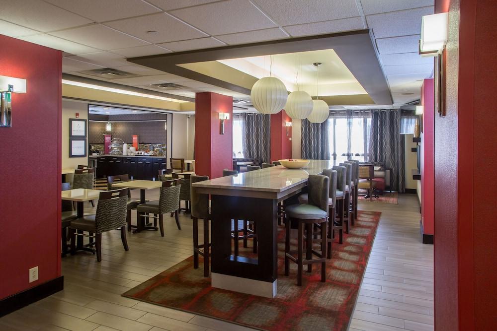 Hampton Inn Oxford-West Exterior photo
