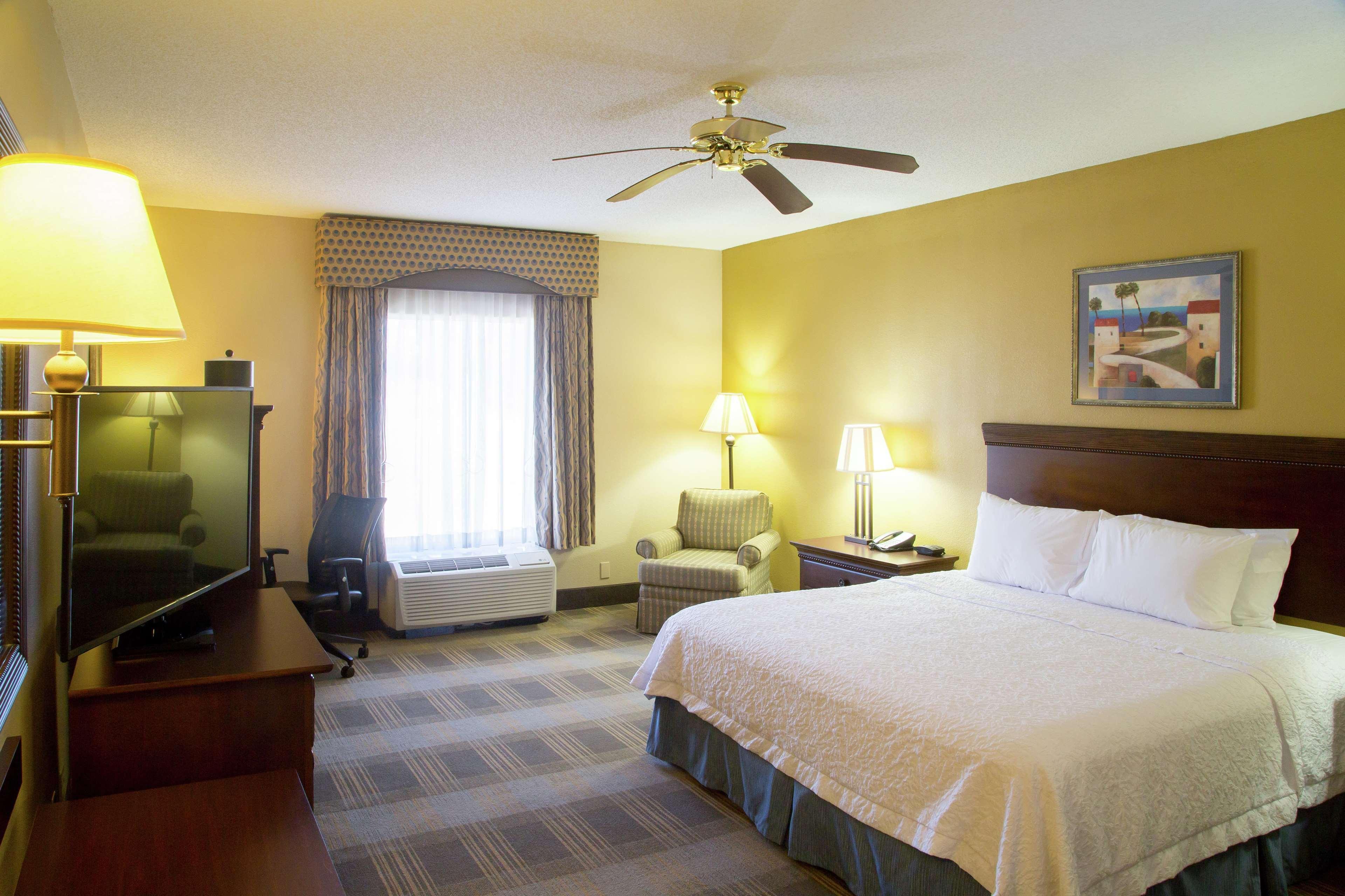 Hampton Inn Oxford-West Exterior photo