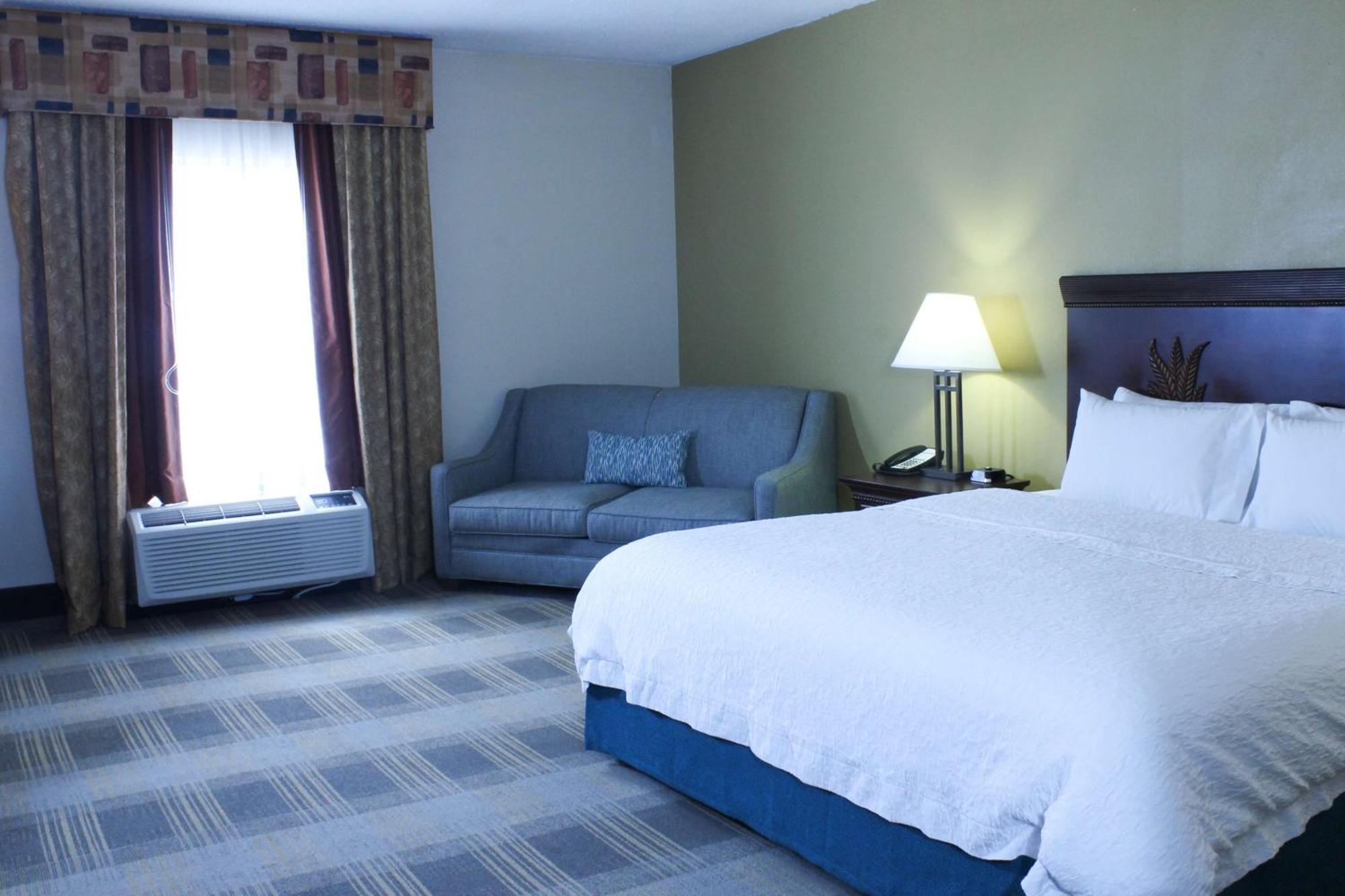Hampton Inn Oxford-West Exterior photo